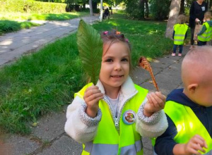 Szukamy jesieni. Wycieczka do parku.