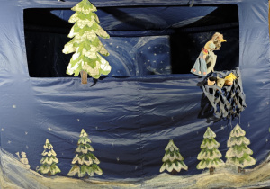 Scenki z przesdstawienia.