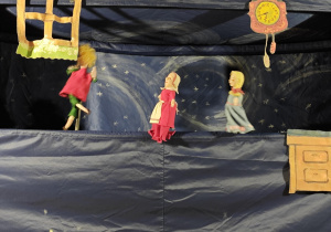 Scenki z przesdstawienia.