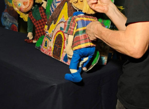 Teatr Widzimisie w przedstawieniu "Jaś i Małgosia"