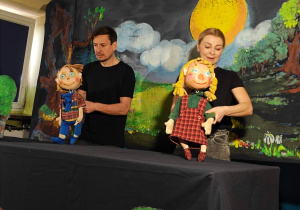 Teatr Widzimisie w przedstawieniu "Jaś i Małgosia".