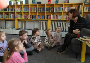 Dzieci w czasie zajęć edukacyjnych