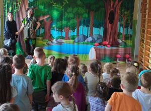 Teatr Arkadia w przedstawieniu "Przygody Technoludka"